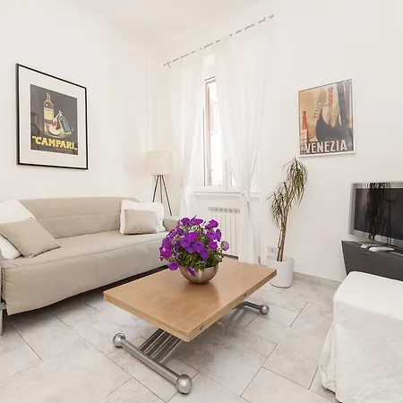 Foscolo Al 24 * Rzym